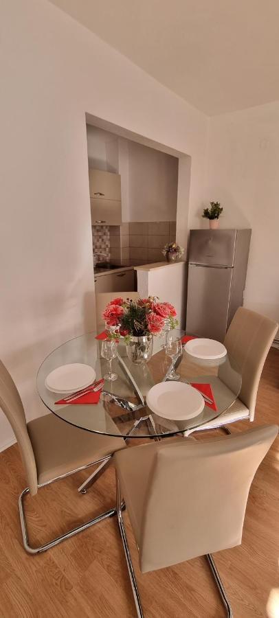 Apartments Cambellezza Kastela Bagian luar foto