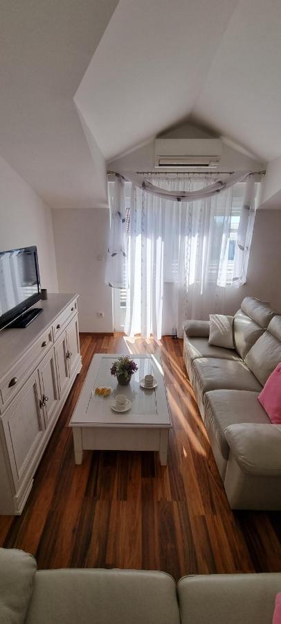 Apartments Cambellezza Kastela Bagian luar foto