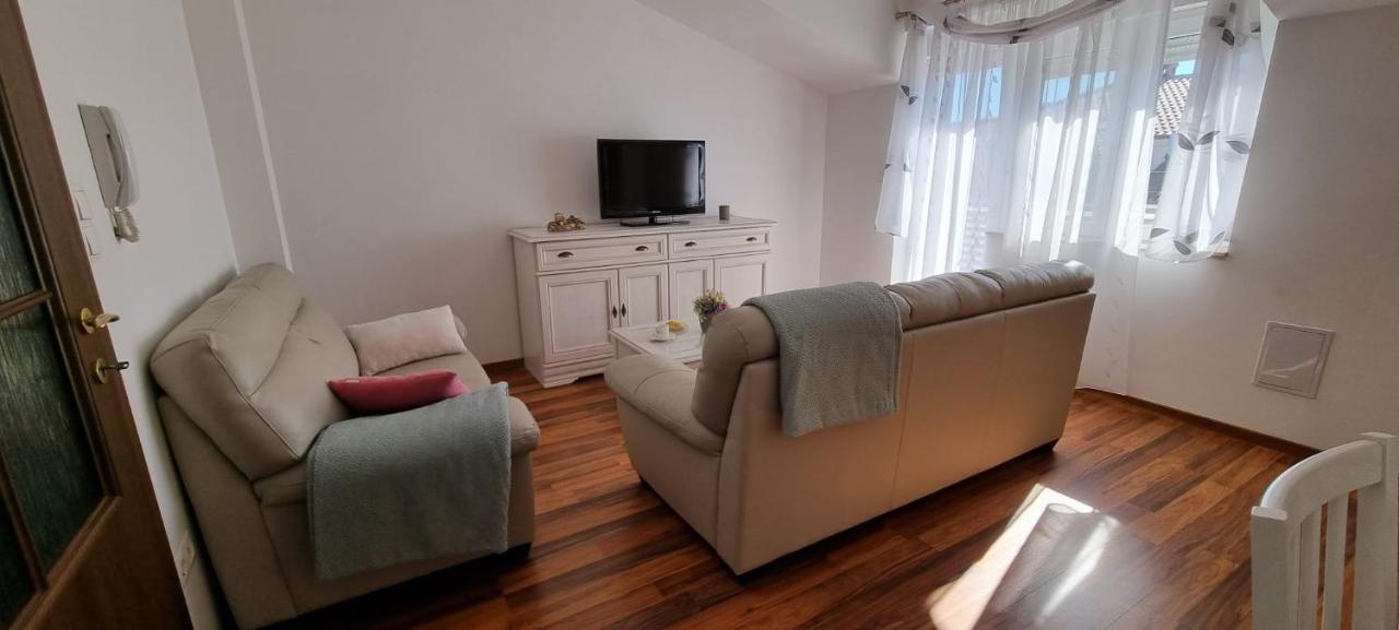 Apartments Cambellezza Kastela Bagian luar foto